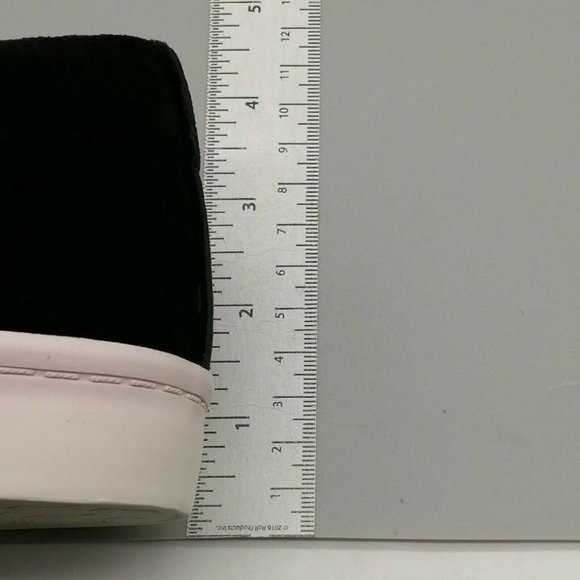 Louise et Cie Womens Bette Velvet Slip On Sneakers 8.5M NEW - Picture 7 of 10